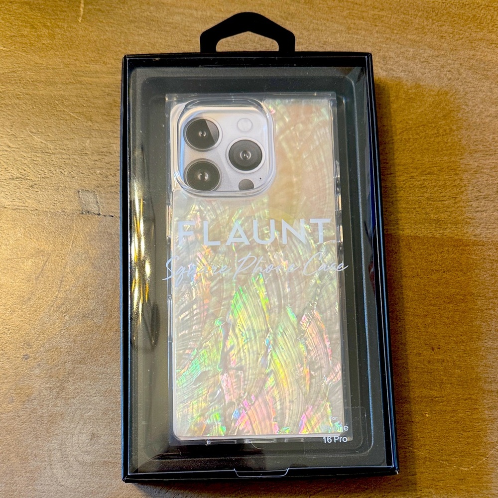 Flaunt SQUARE® Mother of Pearl iPhone Case 16 Pro MagSafe